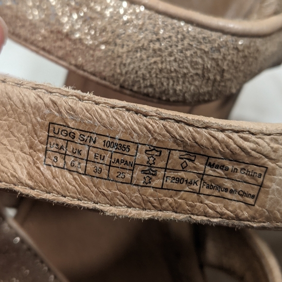 Wedge Heels UGG Gold Leather Strap size 8 - platform heels - Picture 12 of 13
